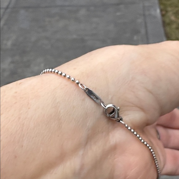 Tiffany & Co. Silver Graduated Bead Pendant Necklace with Blue Pouch - Picture 8 of 9